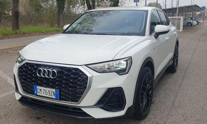 Audi Q3 Sportback 35 2.0 150 CV TDI Business Plus
