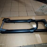 Suntor Aion Evo da mm 150; steli da 35 mm