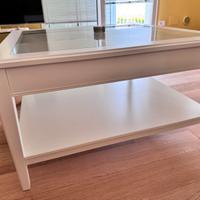 Tavolo bianco da salotto