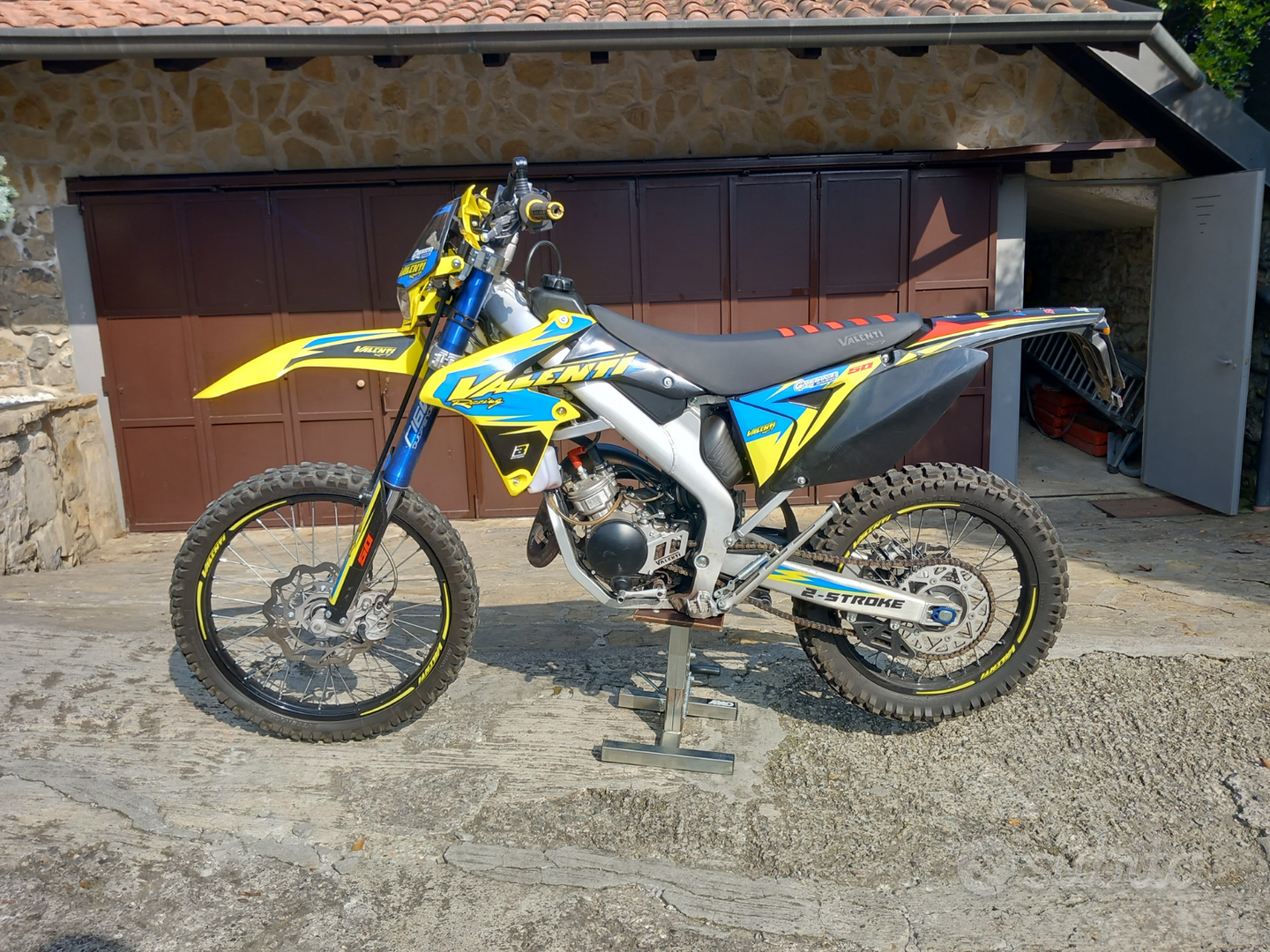 Suzuki Valenti 50 Motard Suzuki Valenti 50 Motocross Da Strada