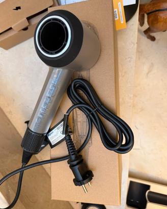 Dyson HD08