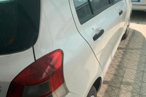 Toyota yaris Diesel prezzo trattabile