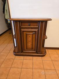Mobiletto d'arredo