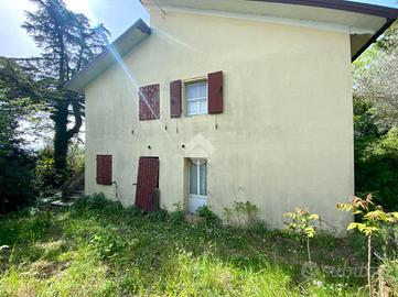 CASA SEMINDIPENDENTE A SANTARCANGELO DI ROMAGNA