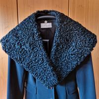 Collo di pelliccia nera