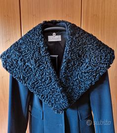 Collo di pelliccia nera