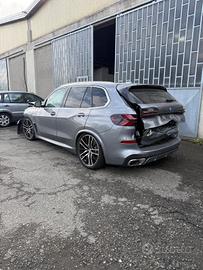 BMW X5 XDrive E 3.0 Benz, Hybrid anno 2024 (solo r