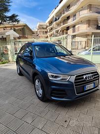 Audi Q3 2.0 150cv Tetto panoramico 