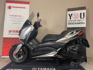 Yamaha X-Max 400