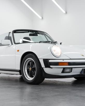Porsche 911 Carrera 3.2 Cabriolet