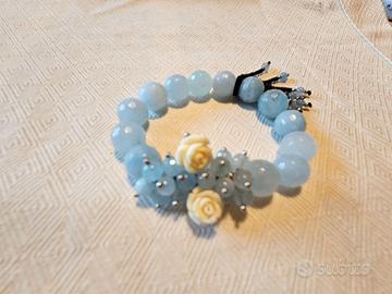 Set di  5 bracciali con pietre/elementi decorativi