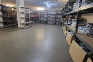 Capaci Magazzino 170mq con accesso carrabile