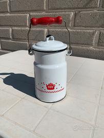 Bidone del latte antico smaltato da collezione