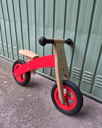 Bicicletta senza pedali 