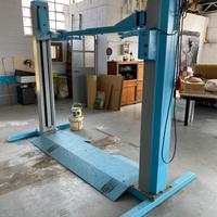 Ponte sollevatore auto