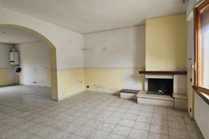 Appartamento a Belvedere Ostrense