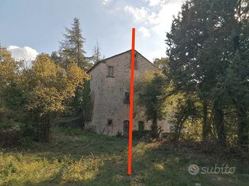 Terreno e casa vicino campo sportivo ferrazzano