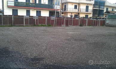 Terreno angolo strada