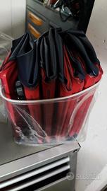 piscina per cani rossa