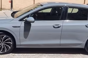 Volkswagen Golf 8 Style 1.5 TGI 130 CV DSG – 2021