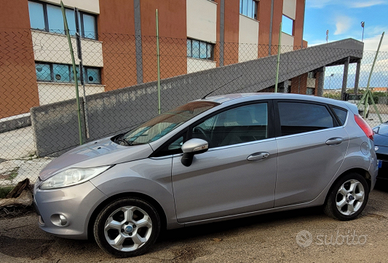 Ford Fiesta 2010 Titanium grigio pietra