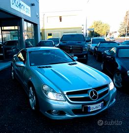 Mercedes-Benz SL 350 PELLE NAVI CERCHI AMG -- PERM