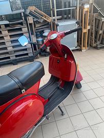 Piaggio Vespa P 200 E - 1984
