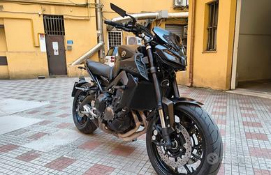 Yamaha MT-09 (MT 09) in condizioni perfette