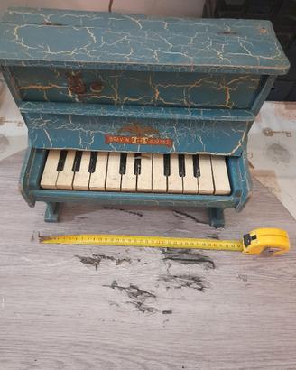 pianoforte d'epoca anni 40