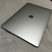 MacBook Pro 2018 - batteria da sostituire