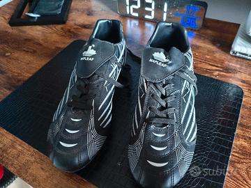 Scarpe calcio Mapleaf Nr 44