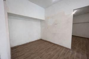 Bivano parzialmente ristrutturato