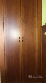 Porta cabina in legno