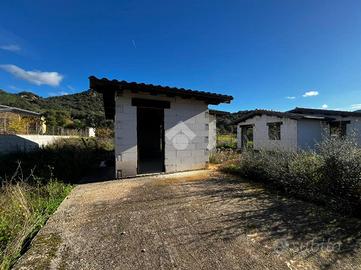 RUSTICO A LOIRI PORTO SAN PAOLO