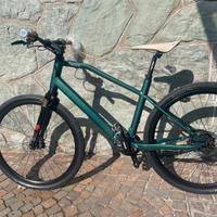 E-bike MV Agusta AMO RR9 green  con forcella Fox