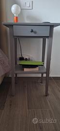 comodino hemnes