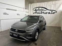 Volkswagen T-Roc 1.0 tsi Life 110cv tua da 19...