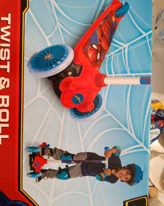 monopattino 3 ruote spiderman