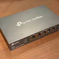 TP-Link ER605 v1 (Gigabit Multi-WAN VPN Router)