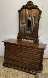 comò con specchio classico  salve, come da titolo