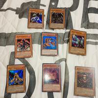 varie carte di yugioh con errori di stampa