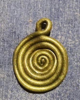 Ciondolo fimo verde brillante handmade