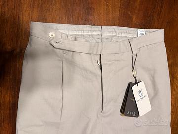 Pantaloni con pince in twill di cotone e cashmere