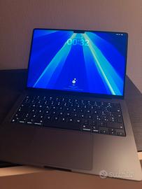 MacBook Pro 14” M3 Pro – 18GB RAM – 1TB SSD