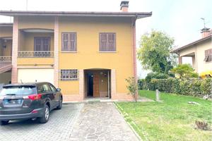 Villa a Basaluzzo