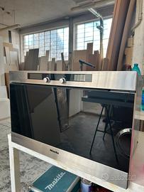 Forno a vapore Miele DG2661