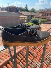 Vans Authentic