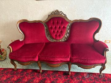 Set Soggiorno compostoda due divani e due poltrone