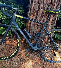Bici da corsa Cube carbon Disk Attain GTC TG 58