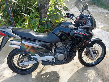 Honda Transalp xlv 650